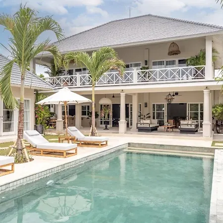 Aastha House Berawa Villa